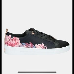 Ted  Baker London Ahfira 2 Floral Sneakers